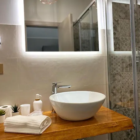 Petruzzelli Bed & Breakfast 3*